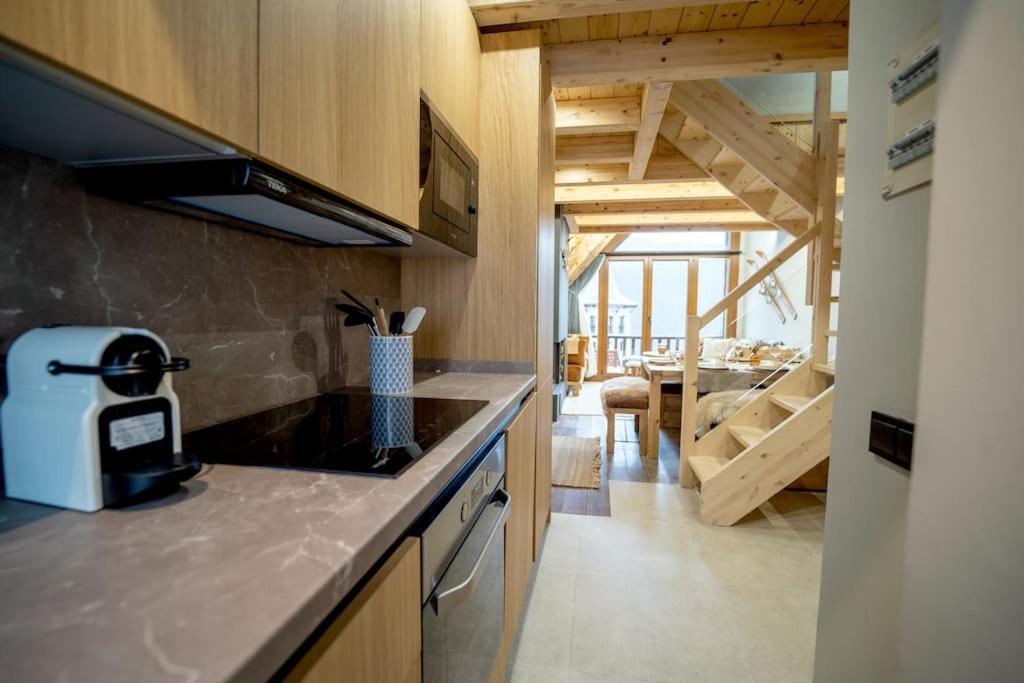 Wow Views Next To The Ski Lift! Baqueira Beret Extérieur photo