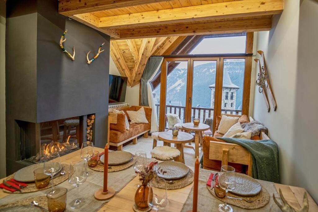 Wow Views Next To The Ski Lift! Baqueira Beret Extérieur photo