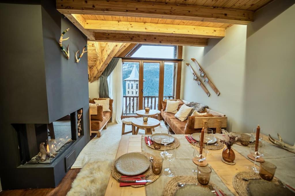 Wow Views Next To The Ski Lift! Baqueira Beret Extérieur photo